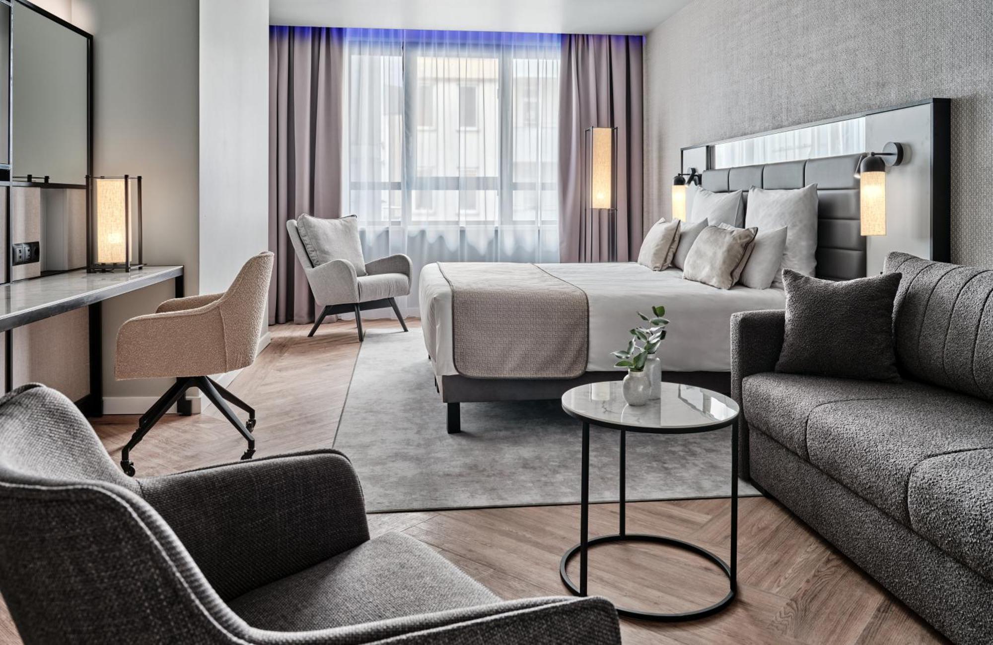 Leonardo Royal Hotel Warsaw Exterior photo