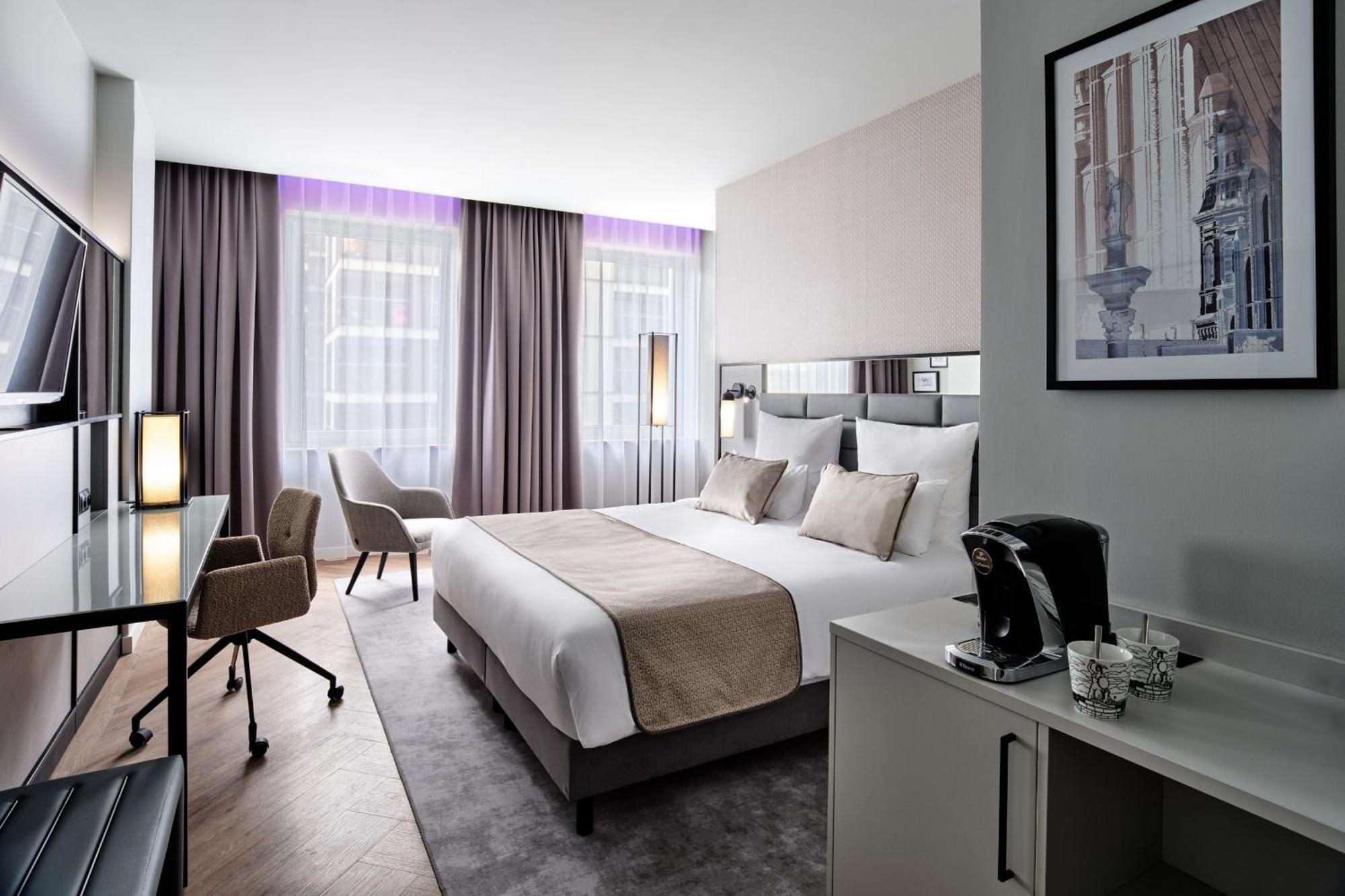 Leonardo Royal Hotel Warsaw Exterior photo